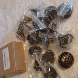 Drawer, door pulls set of 15 antique brass victorian floral